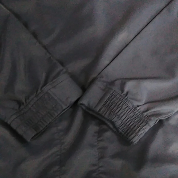 UNDER ARMOUR 1/4 ZIP, NAVY & WHITE, WIND, ATHLETIC JACKET - Picture 5 of 9